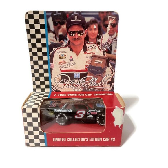 Limited Edition Bundle of Dale Earhardt Cars 1:64 - Picture 4 of 5